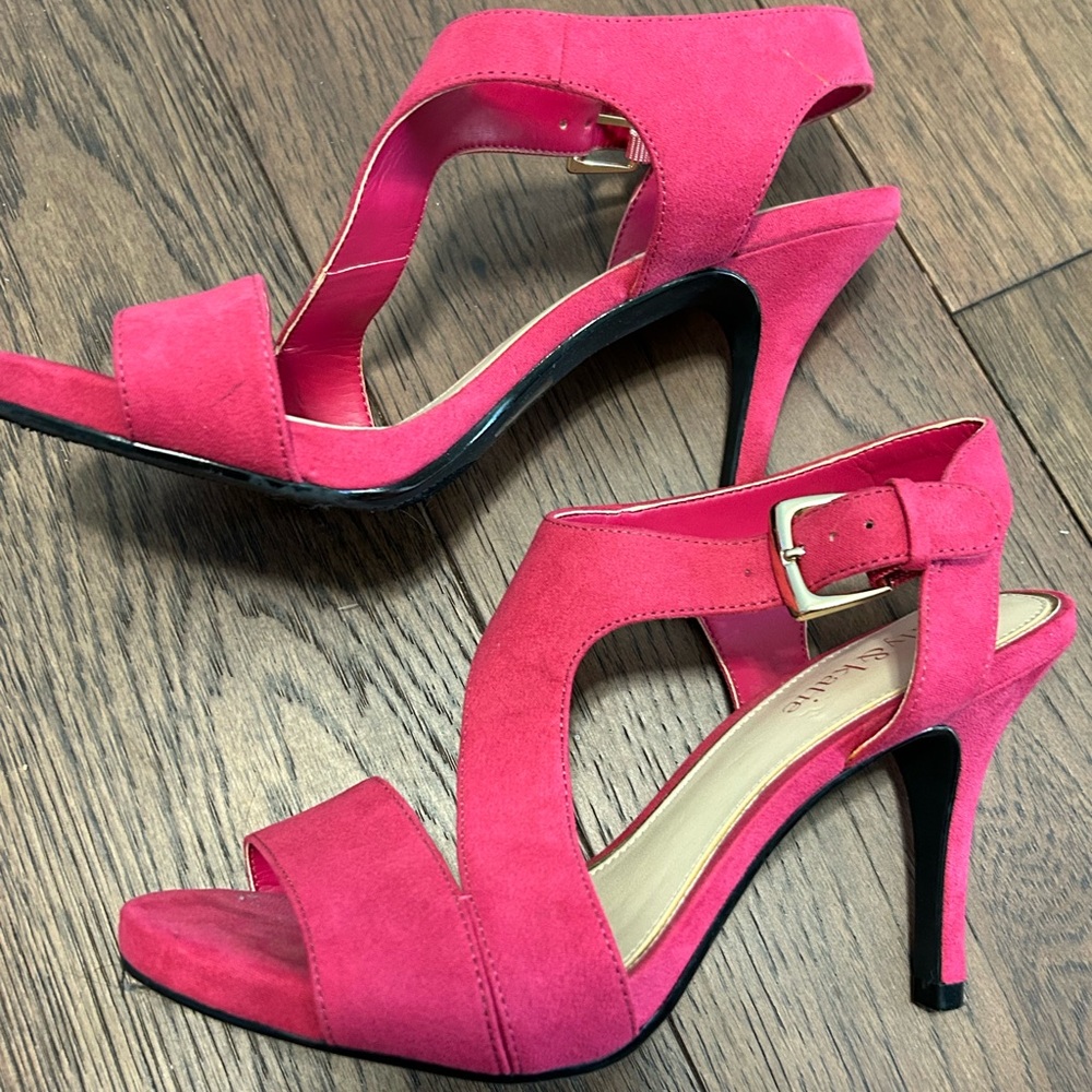 Kelly & Katie Fuchsia Strappy Heels - Picture 2 of 5